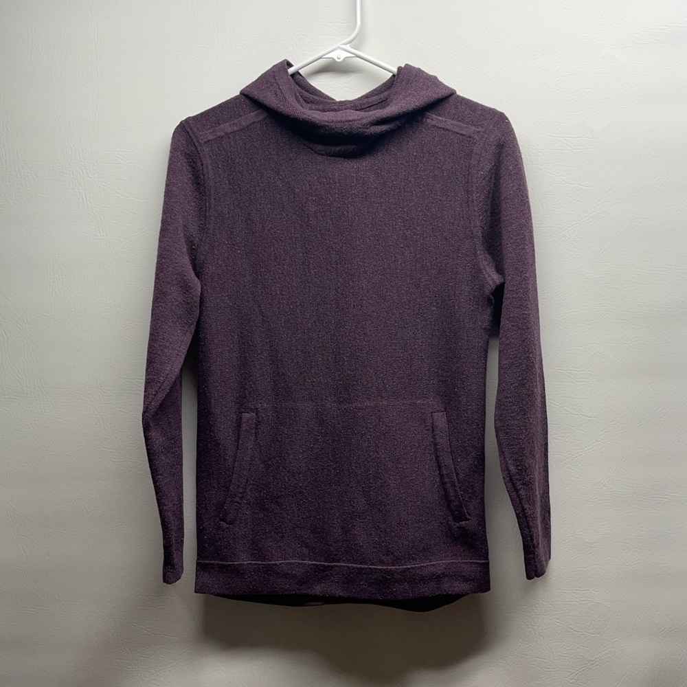 Lululemon womens hoodie sweater size S long sleeves